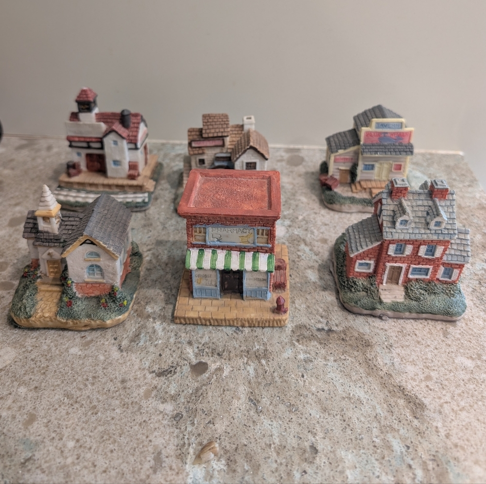 Lot of 6 International Resourcing Services 1991 - AH01, AH02, AH04-07 Miniatures